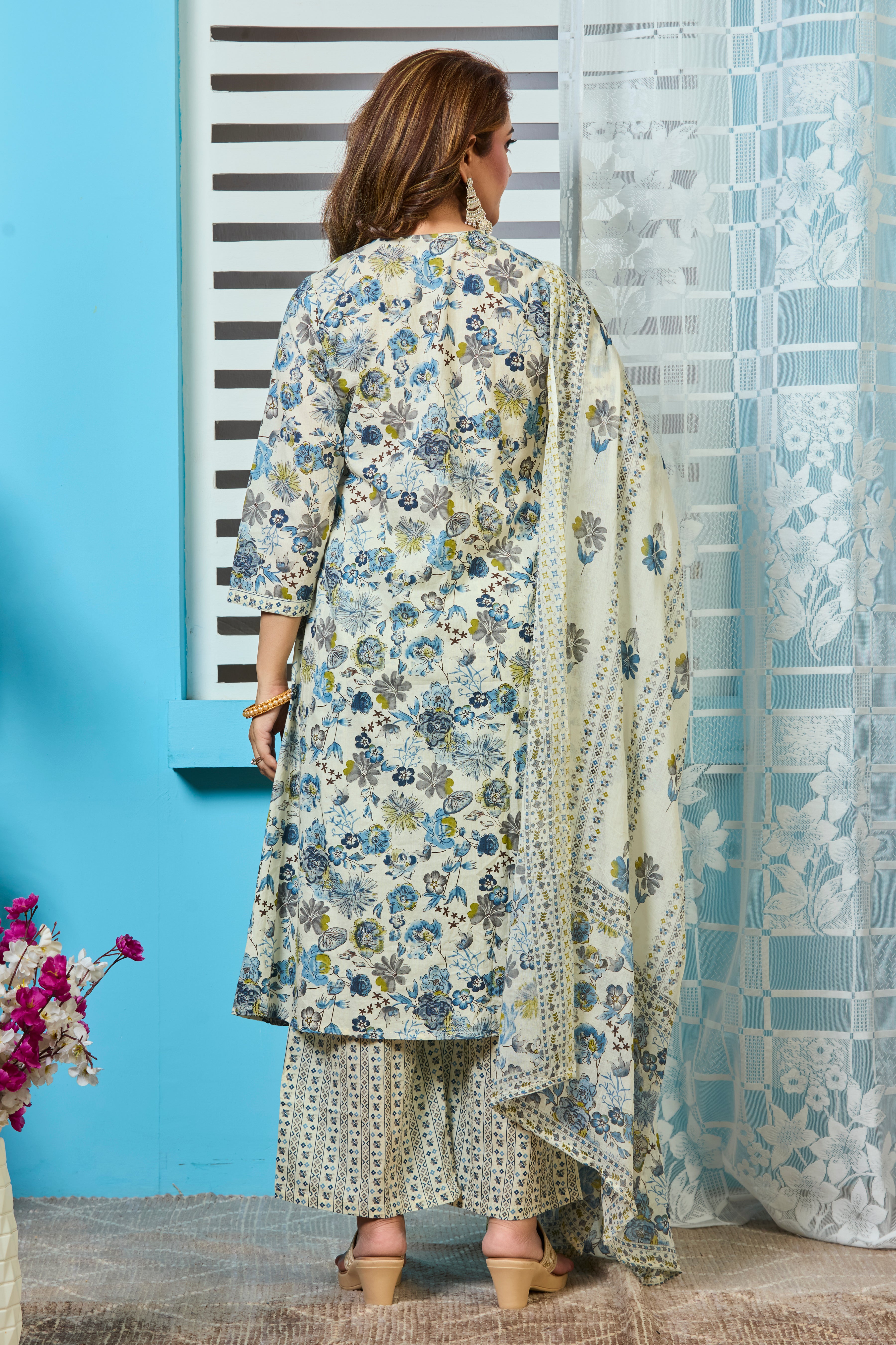 Ivory Hand Block Floral Print A-Line Kurta with Lightweight Cotton Dupatta